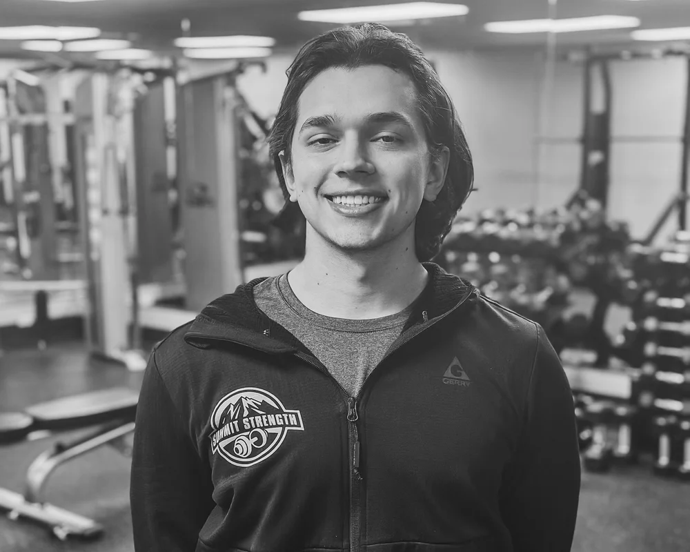 Alec Bee, personal trainer at Summit Strength